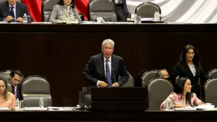 Gerardo Ruiz Esparza, secretario de Comunicaciones y Transportes, durante su comparecencia en la Cámara de Diputados. Foto: Notimex
