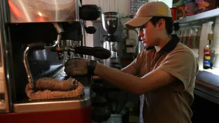 ETRUSCA - EN IMAGEN ASPECTOS DE LA CAFETERIA ETRUSCA  UBICADO EN LA COLONIA ROMA EN LA CALLE DE DURANGO280