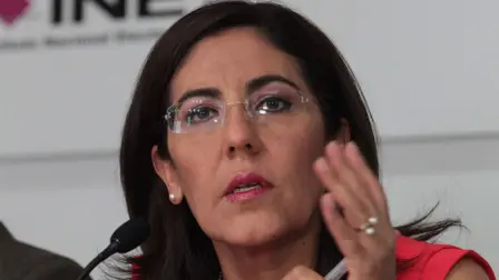 Foto: Claudia Zavala, presidenta de la Comisión de Quejas y Denuncias del INE.