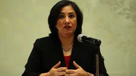 FIRMA DEL CONVENIO ENTRE LA OFICIAL MAYOR DE LA SHCP, MTRA. RAQUEL BUENROSTRO SÁNCHEZ Y LA SECRETARIA DE LA FUNCIÓN PÚBLICA, DRA. IRMA ERÉNDIRA SANDOVAL BALLESTEROS, EN EL SALÓN DE USOS MÚLTIPLES DE LA SECRETARÍA DE HACIENDA Y CRÉDITO PÚBLICO, EN PALACIO NACIONAL. ERIC LUGO