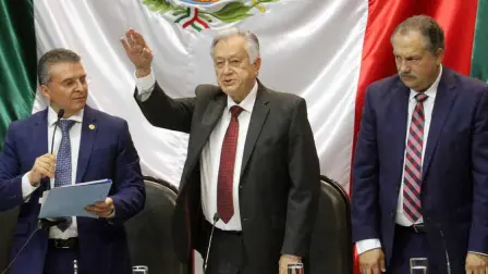 Manuel Bartlett compareció ante las Comisiones Unidas de Energía e Infraestructura de la Cámara de Diputados. Foto: Notimex