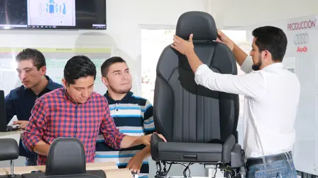 De aprobarse el acuerdo comercial, el T-MEC impulsaría nuevas inversiones en el sector de autopartes. Foto: Cuartoscuro