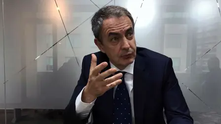 El exmandatario español José Luis Rodríguez Zapatero dijo que los grandes retos de México es el combate al cambio climático y abolir la pobreza. Foto EE: Fernando Villa del Ángel