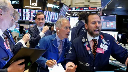 El Promedio Industrial Dow Jones bajó 140.46 puntos, o un 0.52%, a 27,046.23 unidades. Foto: Reuters