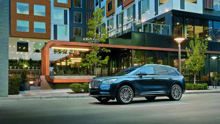 El Lincoln Corsair combina la visión estadounidense de un auto de lujo pero sin caer en exageraciones, con las formas y dinamismo que los clientes más jóvenes buscan en un ejemplar de nivel premium. Foto: Cortesía