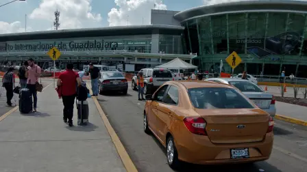 Complicaciones Usuarios del Aeropuerto de Guadalajara.