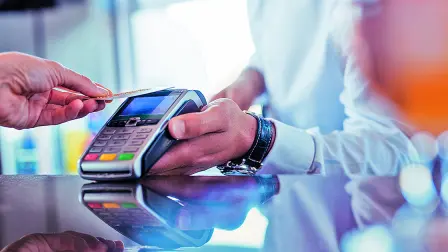 El SAT tendrá una mayor vigilancia sobre las transacciones bancarias efectuadas por los contribuyentes y en caso de que se detecte alguna discrepancia fiscal podrá solicitar el requerimiento. Foto: Shutterstock