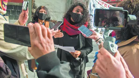 Integrantes del Sindicato de Notimex que fueron despedidos, encabezados porBeatriz Adriana Urrea; entregaron una solicitud de audiencia con el Presidente Andres Manuel L�pez Obrador, para resolver el conflicto laboral.