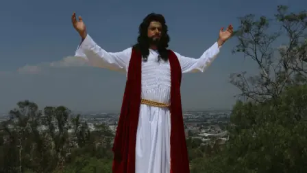 El joven de 20 años de edad, Rodrigo Neri, fue seleccionado para interpretar a Jesús de Nazareth en la 178 edición de la representación de la Pasión de Cristo en Iztapalapa. Foto EE: Rosario Servin