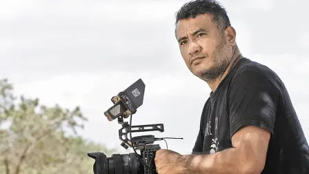 La iniciativa apoyará con 15 millones de pesos a 80 producciones de seis países, explica el realizador y productor wayuu David Hernández. Foto: Ernesto Acosta Cepeda