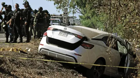Un comando armado asesin� a Joel Ernesto Soto, director de la Polic�a Estatal Preventiva de Sinaloa, cuando viajaba en su autom�vil.