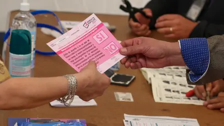 Los mexicanos votan este domingo en una consulta popular promovida por el presidente del país, Andrés Manuel López Obrador. Foto EE: Eric Lugo