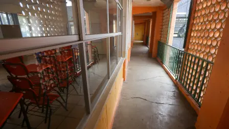 Tras más de 1 año y medio de la suspension de clases presenciales en las escuelas por la pandemia de Covid-19, se han tenido que realizar diversas labores de mantenimiento y rehabilitación en las instalaciones. Foto EE: Eric Lugo