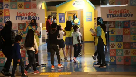 Papalote Museo del Niño inauguró la exposición temporal Entre Ladridos y Maullidos que busca sensibilizar a chicos y grandes sobre la adopción responsable de mascotas. Foto EE: Eric Lugo