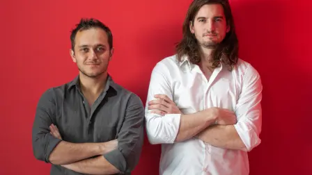 Roberto Cebrian y David Villarreal, fundadores de la startup mexicana Parrot. Foto EE: Cortesía