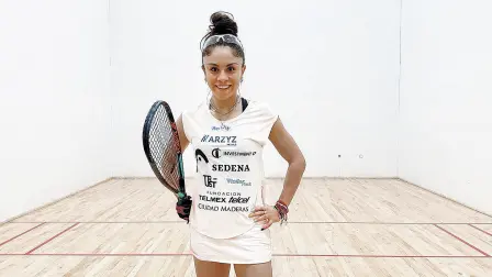 El éxito de Paola Longoria va más allá de ser la raquetbolista número uno del mundo. Foto EE: Especial