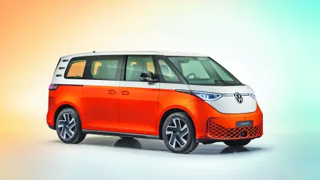 Solo es el principio de una estrategia con diferentes vehículos diseñados para cubrir necesidades de transporte de pasajeros y de mercancías. Llegarán modelos para 6 y 7 pasajeros y ofertas comerciales en las que el aumento de la distancia entre ejes permitirá cargar más.