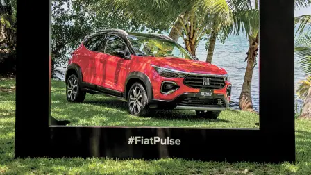 Su altura libre contra el suelo de 22.4 centímetros le da la capacidad de sortear topes y baches tan comunes en el país. Foto EE: Cortesía