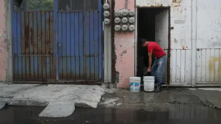 Esta modificación pretende que se instalen estos sistemas en los inmuebles de la urbe como medida sostenible. Foto: Reuters