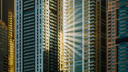 La panorámica de los edificios corporativos cambió a raíz de la pandemia, pues ahora las firmas buscan mayor flexibilidad tanto en contratos como en espacios. Foto: Especial.