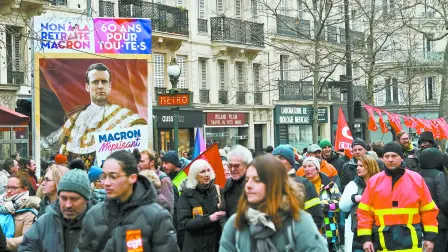 Las pensiones en Francia sigue siendo uno de los temas más importantes y polémicos en este año 2023. Mientras el gobierno sigue adelante con su reforma, los trabajadores y los ciudadanos siguen luchando por proteger sus derechos.