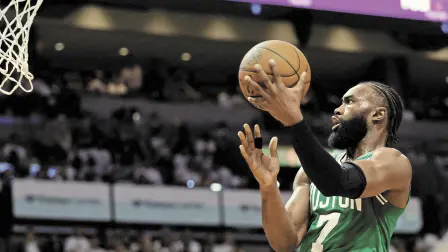 Jaylen Brown acaba de firmar el contrato más lucrativo de la NBA. Foto: Reuters