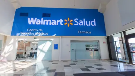 Consultorio de Walmart en Walmart Supercenter Plaza Oriente, en la alcaldía Iztapalapa, Ciudad de México. Foto: Cortesía Walmex