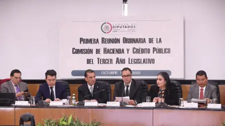 Félix Arturo Medina Padilla, Procurador Fiscal de la Federación, y el subsecretario de Hacienda, Gabriel Yorio, acudieron a la Primera Reunión Ordinaria de la Comisión de Hacienda y Crédito Público de la Cámara de Diputados. Foto EE: Cortesía Cámara de Diputados