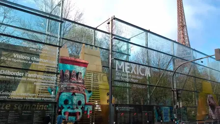 Los dones del antiguo imperio mexica se esparcen sobre la Ciudad de la Luz. Foto EE: Cortesía INAH