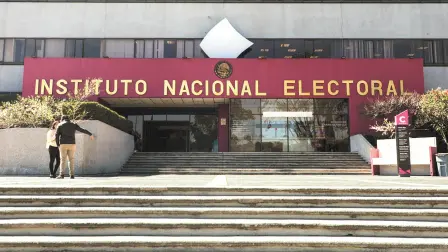 El INE determinó que la candidata de oposición realizó expresiones que podrían configurar calumnia. Foto EE: Eric Lugo