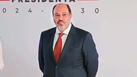 Claudia Sheinbaum reactivó la Oficina de Presidencia con la designación de Cárdenas Batel. Foto EE: Eric Lugo