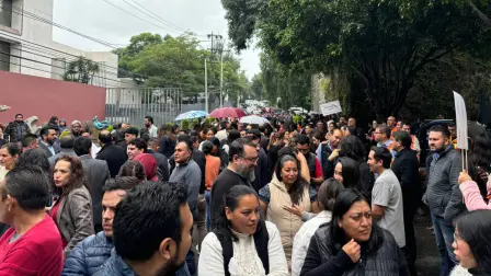 Evacuación de personal en la zona de San Jerónimo, al sur de la CDMX, tras registrarse un sismo. Foto EE: Especial.
