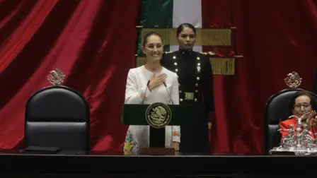 Los expresidente Felipe Calderón y Enrique Peña Nieto expresaron sus buenos deseos a Claudia Sheinbaum Pardo, presidenta constitucional de México para el periodo 2024-20230.

Para más información del tema, visita: https://www.eleconomista.com.mx/politica/calderon-y-pena-nieto-le-mandan-mensajes-sheinbaum-20241001-728198.html
Twitter: https://twitter.com/eleconomista 
Sitio web: https://www.eleconomista.com.mx/ 
Facebook: https://www.facebook.com/ElEconomista.mx 

#ElEconomista #CapitalHumano #EETV