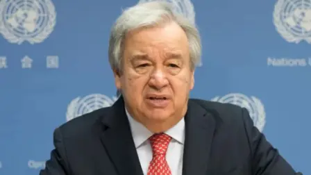 Israel declaró este miércoles "persona non grata" al secretario general de la ONU, Antonio Guterres, por no condenar "de forma inequívoca" el ataque balístico de Irán a territorio israelí la víspera.
  
Para más información del tema, visita: https://www.eleconomista.com.mx/internacionales/israel-declara-persona-non-grata-secretario-general-onu-20241002-728315.html

Twitter: https://twitter.com/eleconomista   
Sitio web: https://www.eleconomista.com.mx/   
Facebook: https://www.facebook.com/ElEconomista.mx   
  
#ElEconomista #Israel #EETV