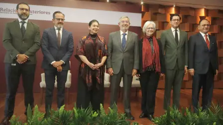 Juan Ramón de la Fuente, secretario de Relaciones Exteriores, anunció los primeros nombramientos de su equipo.