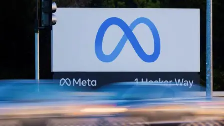 Meta anunció este viernes que creó un nuevo modelo de inteligencia artificial llamado Movie Gen, capaz de crear videos y clips de audio de apariencia realista en respuesta a las indicaciones de los usuarios, afirmando que puede rivalizar con herramientas de las principales empresas de generación de contenidos multimedia, como OpenAI y ElevenLabs.

Para más información del tema, visita: https://www.eleconomista.com.mx/tecnologia/meta-lanza-movie-gen-nuevo-modelo-ia-crea-videos-y-clips-audio-competir-sora-20241004-728676.html

¡Síguenos en nuestras redes sociales para mantenerte informado!

Twitter: https://twitter.com/eleconomista 
Facebook: https://www.facebook.com/ElEconomista.mx
Instagram: https://www.instagram.com/eleconomistamx
LinkedIn: https://www.linkedin.com/company/el-economista/

#ElEconomista #EETV