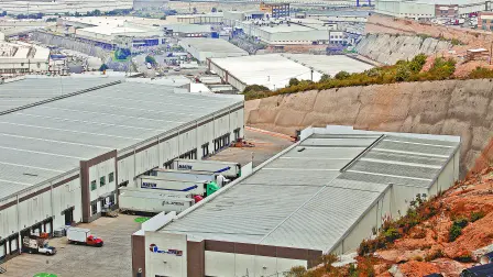050918 FUNO ofrece tour a medios en el  parque industrial San MartÌn Obispo Park, Cuautitl·n Izcalli, Estado de MÈxico. Foto: Adriana Hernandez.