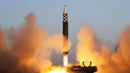 Corea del Norte lanzó el jueves un "misil balístico de largo alcance", informó el ejército surcoreano, en la primera prueba armamentista desde que Seúl acusó a Pyongyang de enviar miles de soldados a Rusia.

¡Síguenos en nuestras redes sociales para mantenerte informado!

Twitter: https://twitter.com/eleconomista 
Facebook: https://www.facebook.com/ElEconomista.mx
Instagram: https://www.instagram.com/eleconomistamx
LinkedIn: https://www.linkedin.com/company/el-economista/

#ElEconomista #EETV