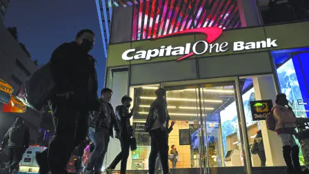 La posibilidad de una política antimonopolio menos estricta también impulsó las acciones de Capital One Financial.