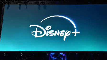 El acuerdo de conciliación, que se presentó ante un tribunal estatal de California, aún requiere la aprobación de un juez, según los abogados.

Para más información del tema, visita: https://www.eleconomista.com.mx/empresas/disney-llega-acuerdo-demanda-sobre-salarios-mujeres-43-millones-dolares-20241126-735773.html

¡Síguenos en nuestras redes sociales para mantenerte informado!

Twitter: https://twitter.com/eleconomista 
Facebook: https://www.facebook.com/ElEconomista.mx
Instagram: https://www.instagram.com/eleconomistamx
LinkedIn: https://www.linkedin.com/company/el-economista/

#ElEconomista #EETV