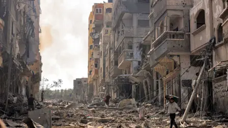 El alto el fuego entre Israel y el grupo Hezbolá, respaldado por Irán, entró en vigor este miércoles después de que ambas partes aceptaran un acuerdo mediado por Estados Unidos y Francia, una rara victoria de la diplomacia en una región sacudida por dos guerras desde hace más de un año.

Para más información del tema, visita: https://www.eleconomista.com.mx/internacionales/entra-vigor-alto-fuego-israel-y-hezbola-y-civiles-regresan-sur-libano-20241127-735927.html

¡Síguenos en nuestras redes sociales para mantenerte informado!

Twitter: https://twitter.com/eleconomista 
Facebook: https://www.facebook.com/ElEconomista.mx
Instagram: https://www.instagram.com/eleconomistamx
LinkedIn: https://www.linkedin.com/company/el-economista/

#ElEconomista #EETV