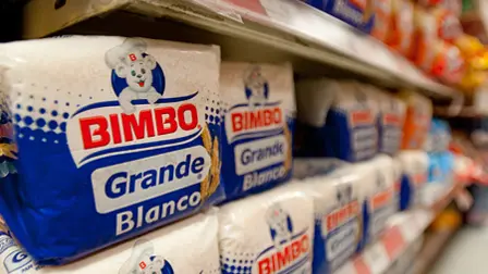 Grupo Bimbo informó este viernes que presentó una demanda contra Maple Leaf Foods y exaltos ejecutivos de la compañía canadiense, buscando más de 2,000 millones de dólares canadienses (unos 1,430 millones de dólares) por daños.

Para más información del tema, visita: https://www.eleconomista.com.mx/empresas/bimbo-demanda-canadiense-maple-leaf-foods-1-400-millones-dolares-20241129-736269.html
Twitter: https://twitter.com/eleconomista 
Sitio web: https://www.eleconomista.com.mx/ 
Facebook: https://www.facebook.com/ElEconomista.mx 

#ElEconomista #CapitalHumano #EETV