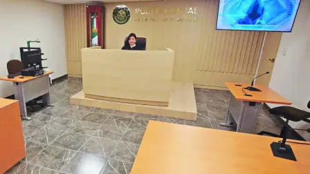 El acceso a la justicia en México será “mucho más difícil” por una curva de aprendizaje enorme.

Para más información del tema, visita: https://www.eleconomista.com.mx/politica/advierten-paralisis-juzgados-reforma-pj-20241219-739003.html

¡Síguenos en nuestras redes sociales para mantenerte informado!

Twitter: https://twitter.com/eleconomista 
Facebook: https://www.facebook.com/ElEconomista.mx
Instagram: https://www.instagram.com/eleconomistamx
LinkedIn: https://www.linkedin.com/company/el-economista/

#ElEconomista #EETV