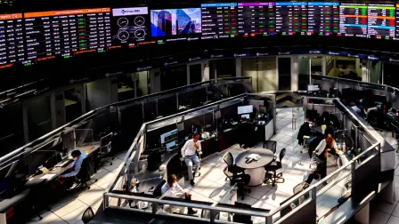 El índice líder S&P/BMV IPC, que agrupa a las acciones más negociadas del mercado doméstico, retrocedió este viernes 1.62% a 48,957.24 puntos.

Para más información del tema, visita: https://www.eleconomista.com.mx/mercados/bolsa-mexicana-valores-termina-baja-primera-semana-20250103-740521.html

¡Síguenos en nuestras redes sociales para mantenerte informado!

Twitter: https://twitter.com/eleconomista 
Facebook: https://www.facebook.com/ElEconomista.mx
Instagram: https://www.instagram.com/eleconomistamx
LinkedIn: https://www.linkedin.com/company/el-economista/

#ElEconomista #EETV