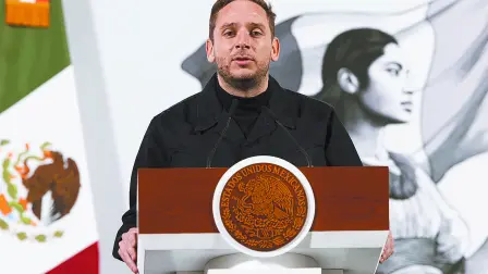 Eduardo Clark, subsecretario de Integración y Desarrollo del Sector Salud, ayer, en la conferencia matutina de la presidenta Claudia Sheinbaum.