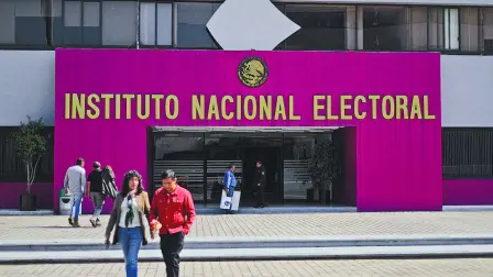 Para poder convertirse en partido, las agrupaciones deberán cumplir primero con los requisitos de celebrar 20 asambleas, por lo menos, en 20 entidades o 200 asambleas en 200 distritos electorales, con la participación de más de 3,000 personas, además de contar con más de 256,030 personas afiliadas a su asociación.