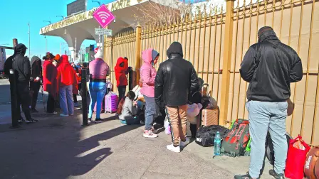 Se estima que en los siguientes días cientos de personas sean deportadas de EU tras la llegada de Trump.