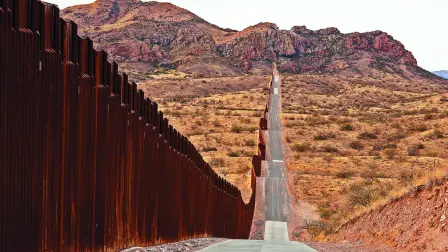 Las políticas aplicadas por la nueva administración de Estados Unidos para contener la migración afectarán también los envíos de remesas.