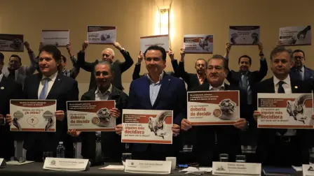 Organizaciones laborales y empresariales se unieron para manifestar su preocupación por la iniciativa de reforma a la Ley del Infonavit.