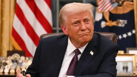 Un total de 19 representantes demócratas integrantes del Comité de Medios y Arbitrios de la Cámara de Representantes pidieron al presidente estadounidense, Donald Trump, que no imponga aranceles a Canadá y México.

Para más información del tema, visita: https://www.eleconomista.com.mx/empresas/piden-19-legisladores-democratas-trump-quitar-aranceles-mexico-canada-20250212-746078.html

¡Síguenos en nuestras redes sociales para mantenerte informado!

Twitter: https://twitter.com/eleconomista 
Facebook: https://www.facebook.com/ElEconomista.mx
Instagram: https://www.instagram.com/eleconomistamx
LinkedIn: https://www.linkedin.com/company/el-economista/

#ElEconomista #EETV